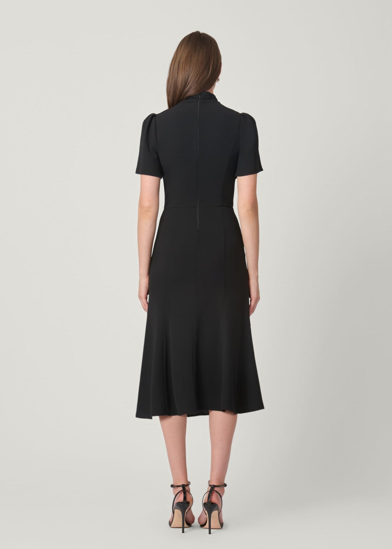 Allegra Jet Black Crepe Ruched V-Cutout Midi Dress – Shoshanna